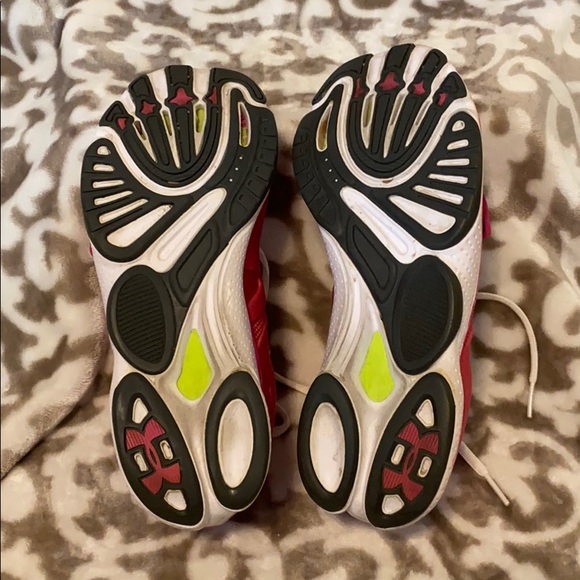 Pink Under Armour microG running shoes with Velcro - Picture 5 of 5